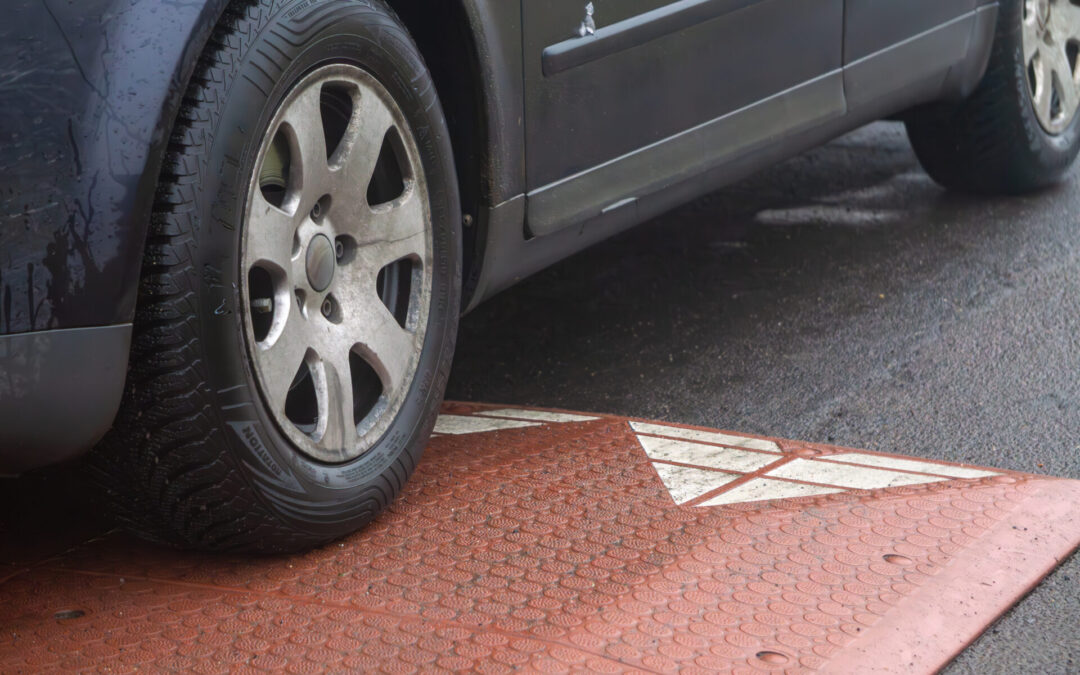 Installatioun vu Berliner Këssen an e puer Stroossen